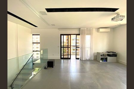 Apartamento à venda com 2 quartos, 141m² em Moema, São Paulo