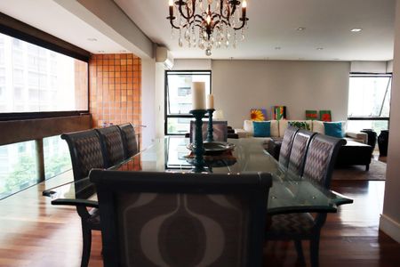 Apartamento à venda com 172m², 3 quartos e 3 vagas