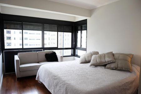 Apartamento à venda com 172m², 3 quartos e 3 vagas