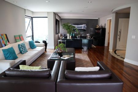 Apartamento à venda com 172m², 3 quartos e 3 vagas