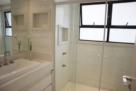 Apartamento à venda com 172m², 3 quartos e 3 vagas