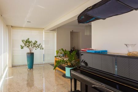 Apartamento à venda com 3 quartos, 240m² em Jardim Paulista, São Paulo