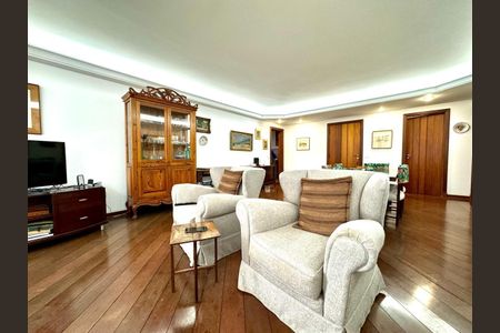 Apartamento à venda com 3 quartos, 180m² em Cerqueira César, São Paulo