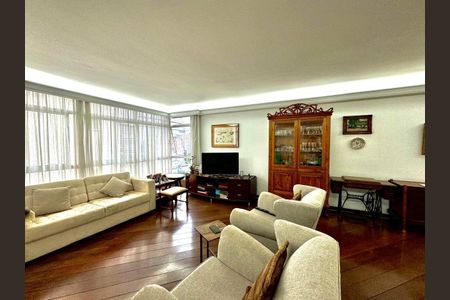 Apartamento à venda com 3 quartos, 180m² em Cerqueira César, São Paulo