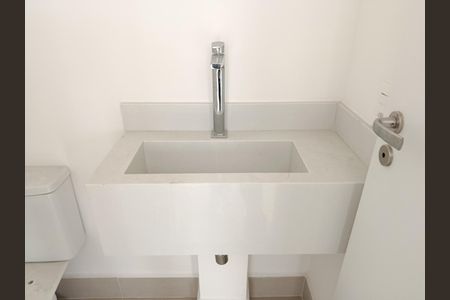 Apartamento à venda com 174m², 3 quartos e 2 vagasLavabo