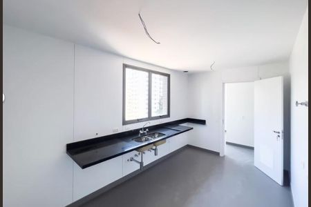 Apartamento à venda com 3 quartos, 193m² em Vila Nova Conceição, São Paulo