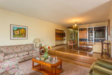 Apartamento à venda com 3 quartos, 210m² em Santa Cecilia, São Paulo