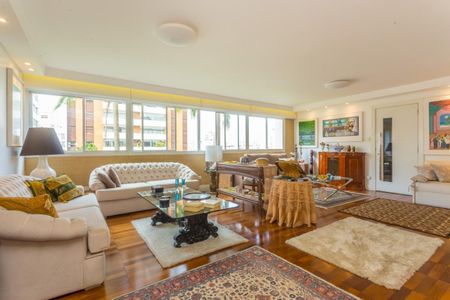 Apartamento à venda com 3 quartos, 135m² em Higienópolis, São Paulo