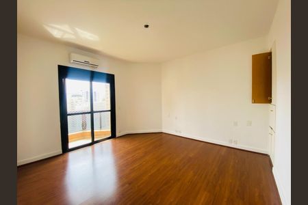 Apartamento à venda com 240m², 4 quartos e 4 vagas