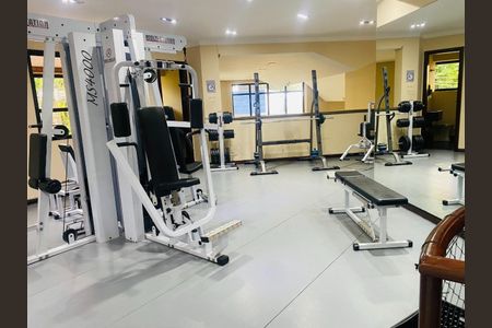 Apartamento à venda com 240m², 4 quartos e 4 vagas