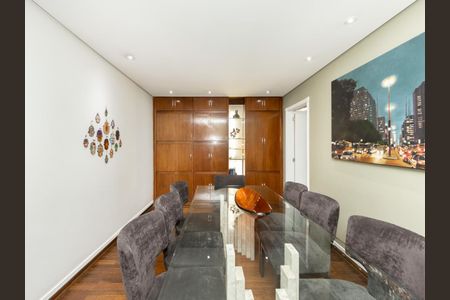 Apartamento à venda com 3 quartos, 130m² em Cerqueira César, São Paulo