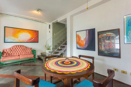 Casa à venda com 6 quartos, 588m² em Pinheiros, São Paulo