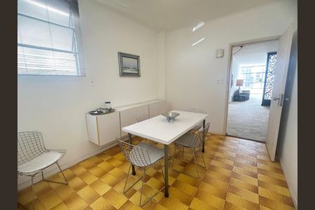 Apartamento à venda com 3 quartos, 180m² em Jardim Europa, São Paulo