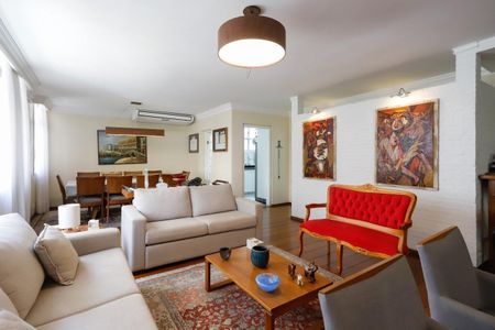 Apartamento à venda com 3 quartos, 198m² em Santa Cecilia, São Paulo