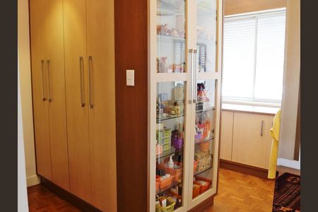 Apartamento à venda com 3 quartos, 180m² em Santa Cecilia, São Paulo