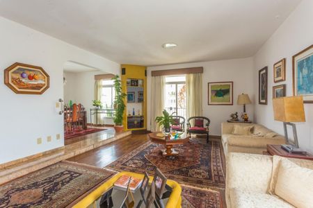 Apartamento à venda com 203m², 4 quartos e 2 vagas