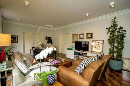 Apartamento à venda com 3 quartos, 187m² em Cerqueira César, São Paulo