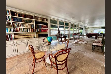 Apartamento à venda com 720m², 5 quartos e 2 vagas