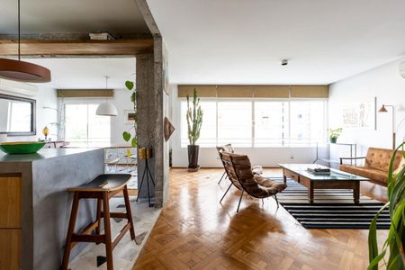 Apartamento à venda com 2 quartos, 180m² em Cerqueira César, São Paulo