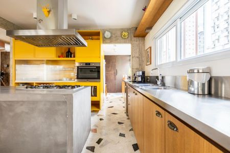 Apartamento à venda com 180m², 2 quartos e 1 vaga