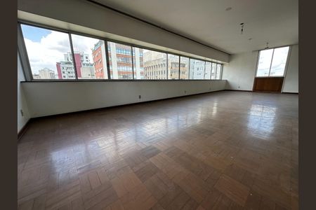 Apartamento à venda com 3 quartos, 250m² em Jardim Paulista, São Paulo