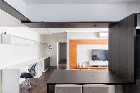 Apartamento à venda com 2 quartos, 100m² em Itaim Bibi, São Paulo