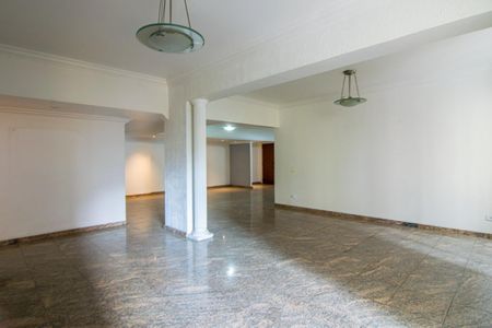 Apartamento à venda com 275m², 4 quartos e 2 vagas