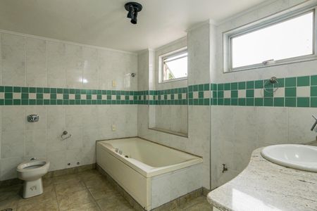 Apartamento à venda com 275m², 4 quartos e 2 vagas