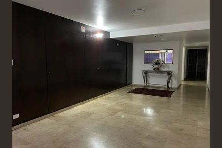 Apartamento à venda com 275m², 4 quartos e 2 vagas