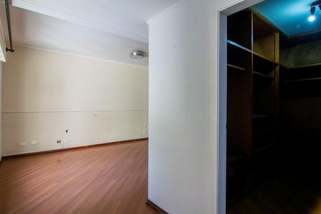 Apartamento à venda com 275m², 4 quartos e 2 vagas