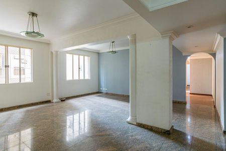 Apartamento à venda com 275m², 4 quartos e 2 vagas