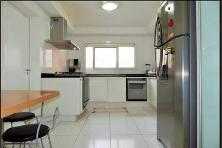 Apartamento à venda com 4 quartos, 354m² em Alto de Pinheiros, São Paulo
