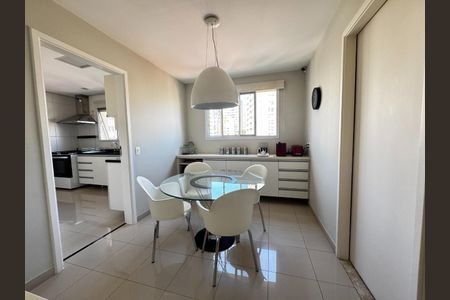 Apartamento à venda com 4 quartos, 206m² em Perdizes, São Paulo