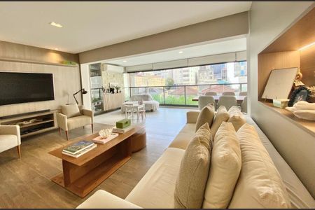Apartamento à venda com 3 quartos, 162m² em Pinheiros, São Paulo