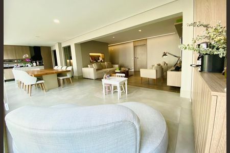 Apartamento à venda com 3 quartos, 162m² em Pinheiros, São Paulo