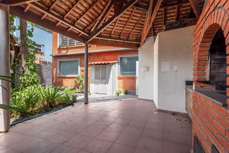 Casa à venda com 412m², 5 quartos e 4 vagas