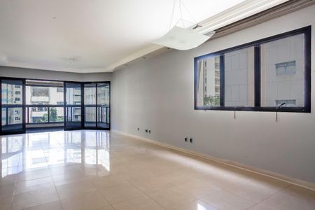Apartamento à venda com 3 quartos, 175m² em Higienópolis, São Paulo