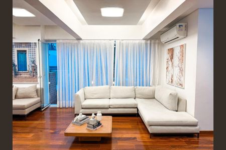 Apartamento à venda com 3 quartos, 160m² em Pinheiros, São Paulo