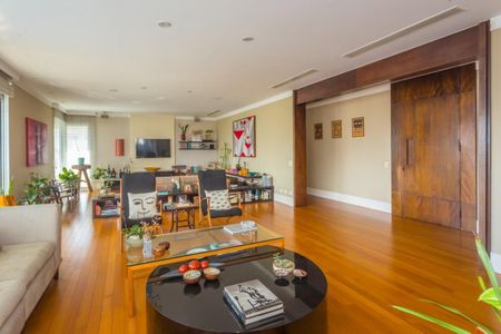 Apartamento à venda com 4 quartos, 335m² em Pinheiros, São Paulo