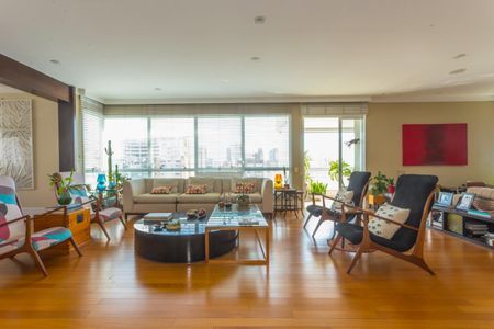 Apartamento à venda com 4 quartos, 335m² em Pinheiros, São Paulo