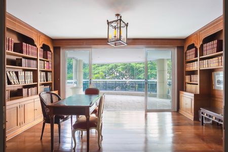 Apartamento à venda com 4 quartos, 470m² em Cerqueira César, São Paulo