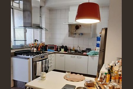 Apartamento à venda com 3 quartos, 180m² em Santa Cecilia, São Paulo