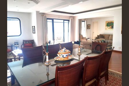 Apartamento à venda com 4 quartos, 210m² em Pompeia, São Paulo