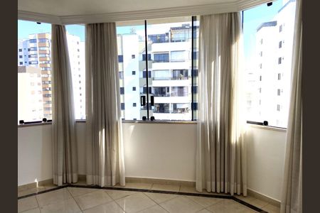 Apartamento à venda com 190m², 4 quartos e 3 vagas