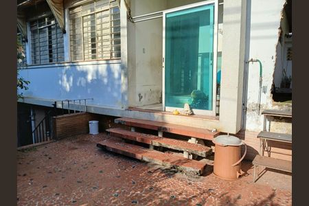 Casa à venda com 203m², 2 quartos e 2 vagas