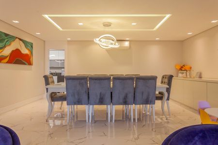 Apartamento à venda com 3 quartos, 200m² em Santa Cecilia, São Paulo