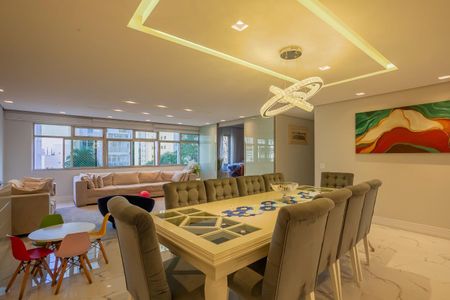 Apartamento à venda com 200m², 3 quartos e 2 vagas