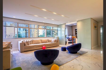 Apartamento à venda com 3 quartos, 200m² em Santa Cecilia, São Paulo