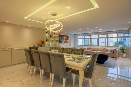 Apartamento à venda com 200m², 3 quartos e 2 vagas