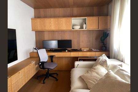 Apartamento à venda com 3 quartos, 145m² em Cerqueira César, São Paulo